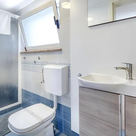 Дом отдыха Delightfully House With A Private Pool And A Sea View